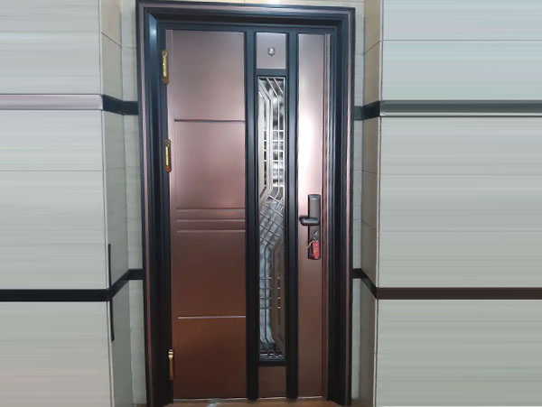 不銹鋼彩板應(yīng)用在門上